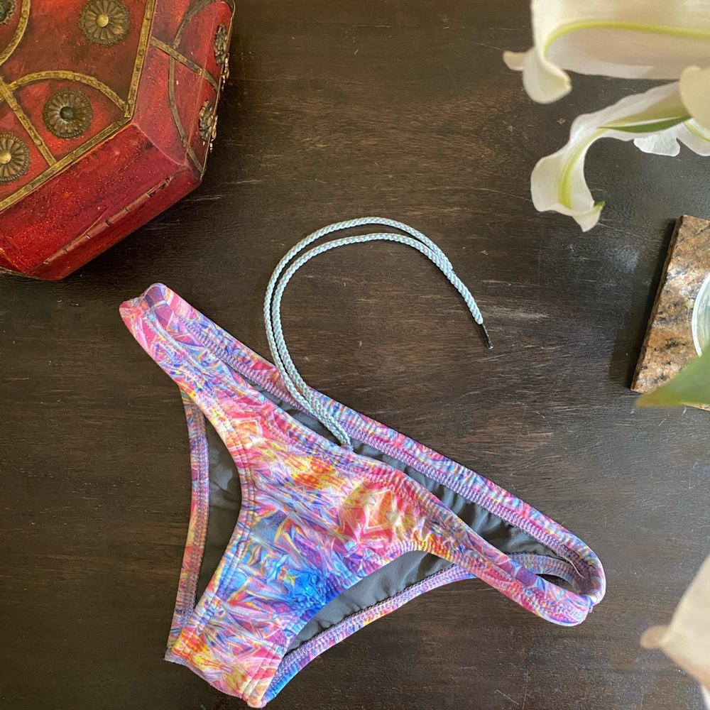 👙Jolyn Brazil bikini bottoms 👙